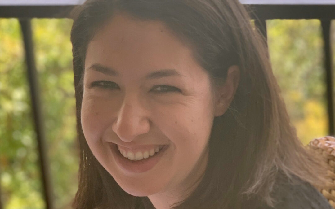 Amanda Krader Headshot