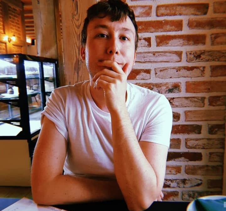 Liam Hale – Headshot