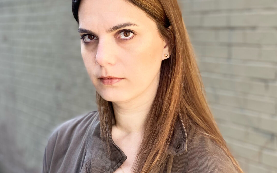 Julianna Gelinas Bonifacio-BlueCat Headshot